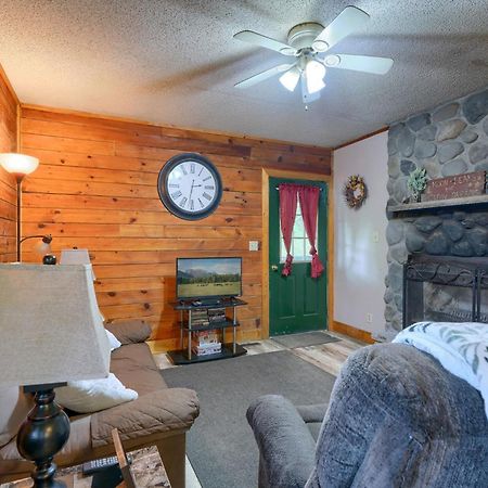 Blue Rose Cabins - Rosebud Cabin Logan Kültér fotó